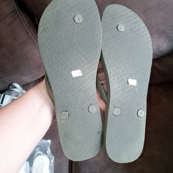 AE flip flops - Picture 2 of 2